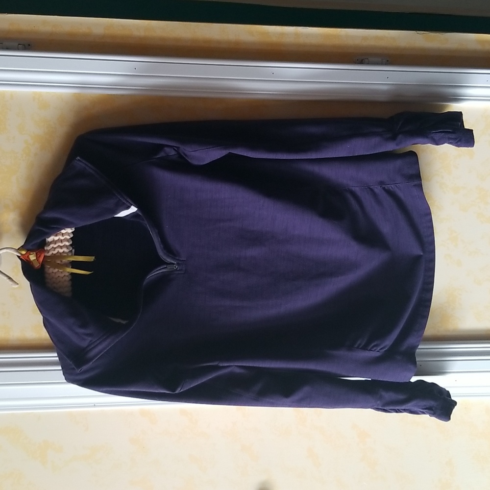 Diadora dark purple top size large